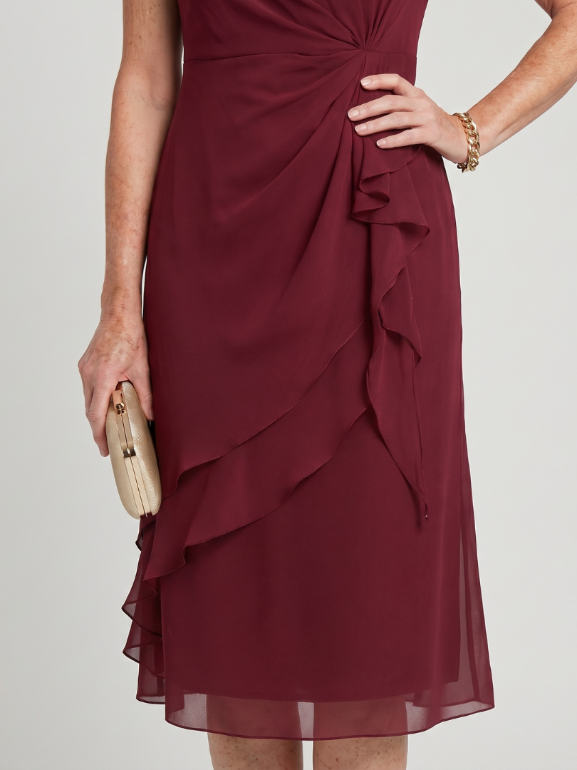 Eira | Midi-Kleid mit kurzen Ärmeln und geschichtetem Saum