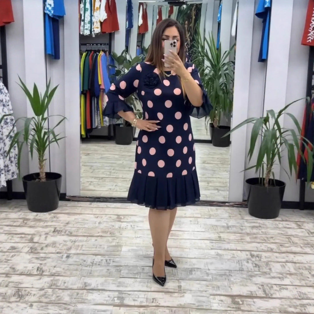 Odette | Weiches Polka Dot Kleid mit ausgestelltem Rüschensaum Navy Pink