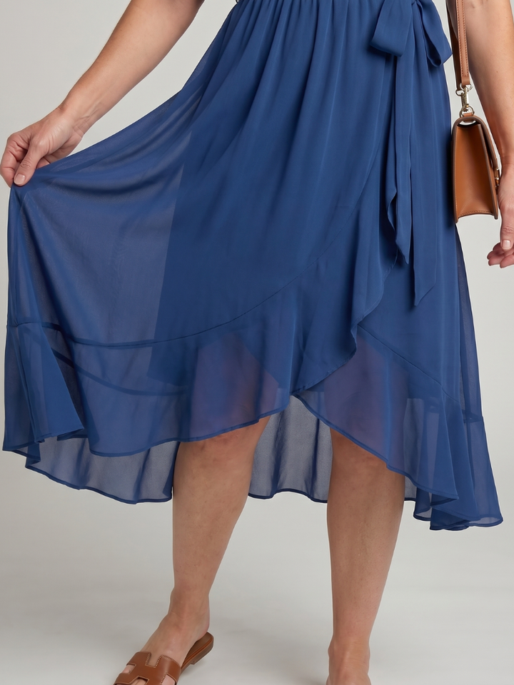 Keziah | Midi-Kleid mit kurzen Ärmeln und fließendem Saum