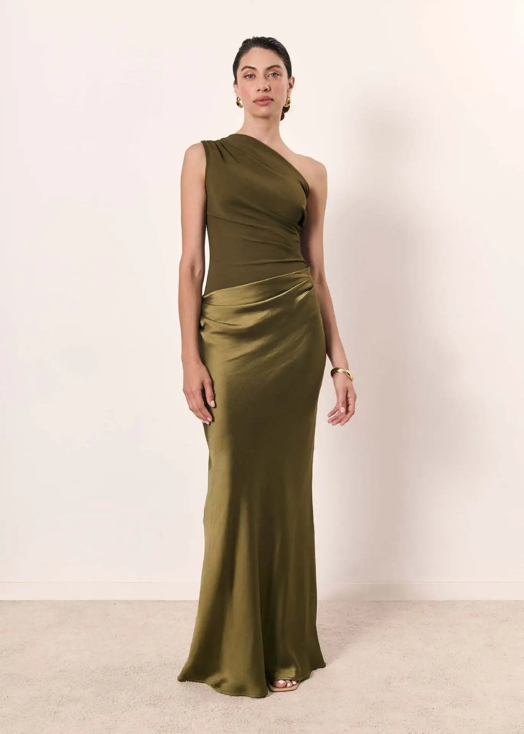 Ashley | Maxikleid mit einem Hauch von Satin