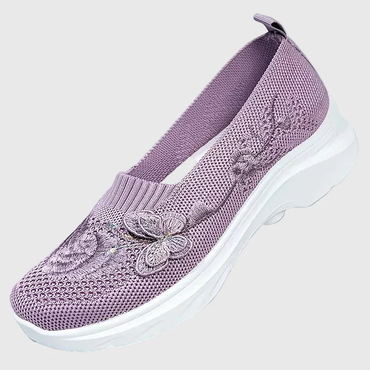 Leetha | Schmetterlingsgestickte Slipper